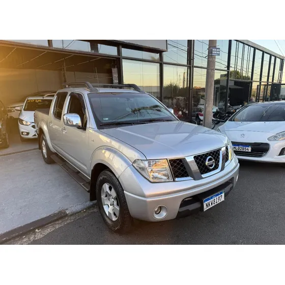 Nissan Frontier Frontier Le Cd 4x4 2.5 Tb Diesel Mec.
