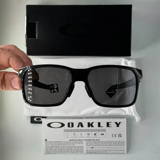 Oakley Portal X Carbon Frame Prizm Black Lens, 100% Original