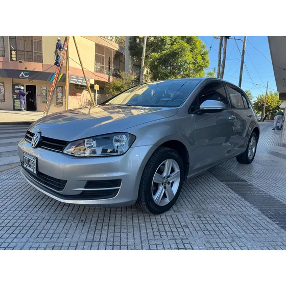 Volkswagen Golf 1.6 Trendline