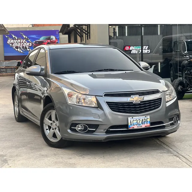Chevrolet Cruze Full Equipo