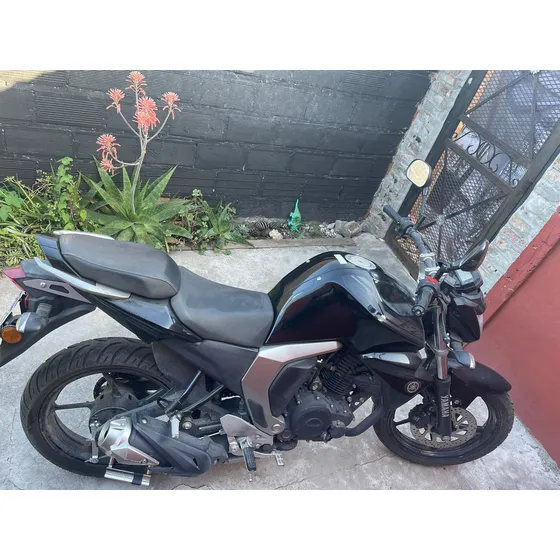 Yamaha Fz Fi Unico Dueño Muy Poco Uso