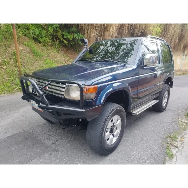 Mitsubishi Montero Dakar
