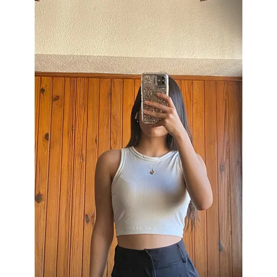 Tops Básicos Halter
