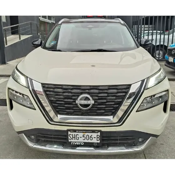 Nissan X-trail 2023 2.5 Platinum 2 Row Cvt