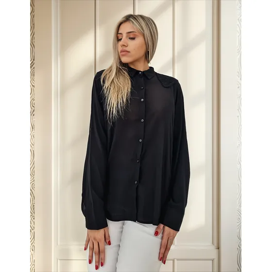 Camisola Lisa Con Bordados Latifa