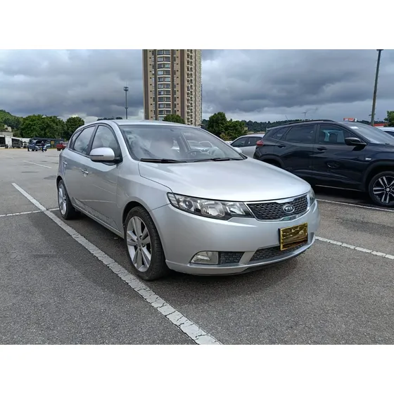 Kia Cerato Forte 1.6 Hb