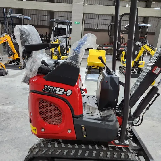 Mini Excavadora Rhinoceros Xn12-9, Motor Kubota D722
