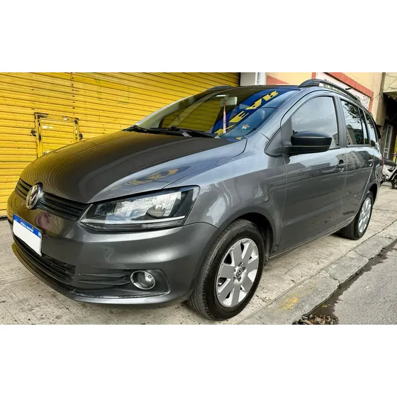 Volkswagen Suran 1.6 Comfortline 101cv