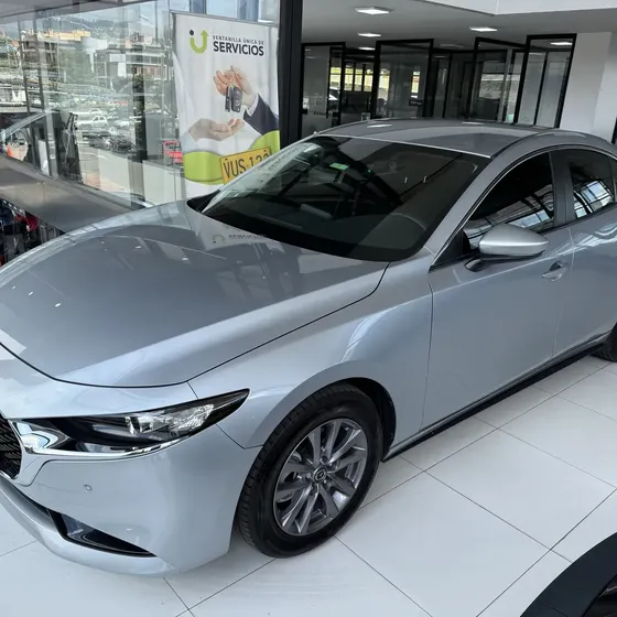 Mazda 3 2.0 Touring At Hibrido Ligero - Mhev usado en Suba