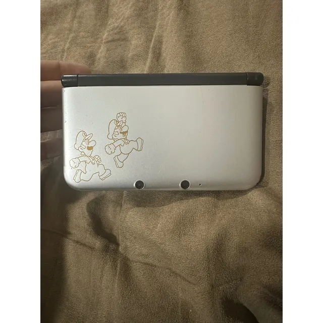 Nintendo 3ds Xl Edición Luigi 30 Aniversario + Juegos