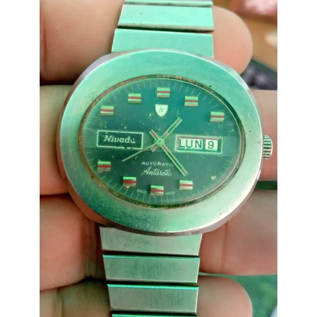 Reloj Nivada Automático Oval