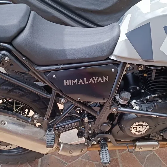Moto En Muy Buen Estado, No Chocada Ni Reparada, Papeles Nue