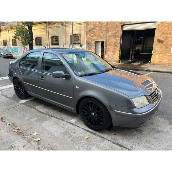 Volkswagen Bora 1.8 Highline T 180cv