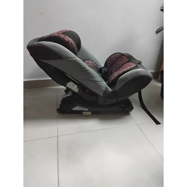 Silla De Auto Marca Fisher Price Color Negro
