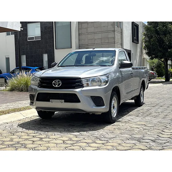 Toyota Hilux 2.7 Cabina Sencilla Mt