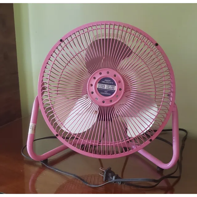 Ventilador De Mesa 110v Color Rosado Impecable Como Nuevo
