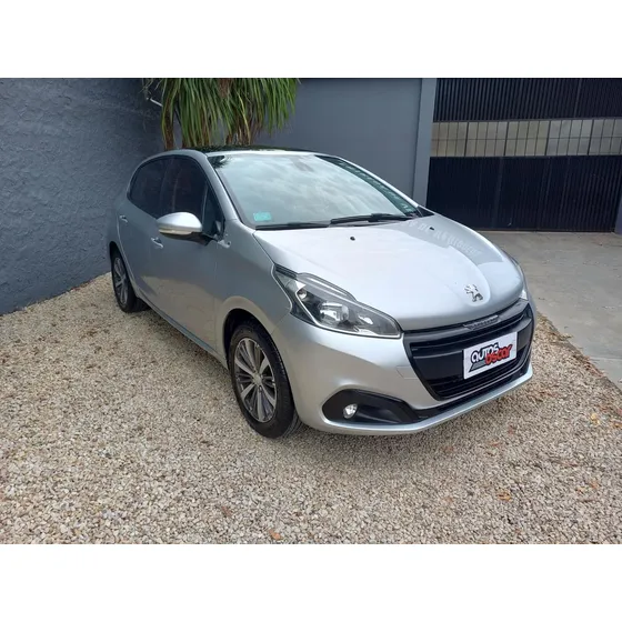 Peugeot 208 1.6 Feline