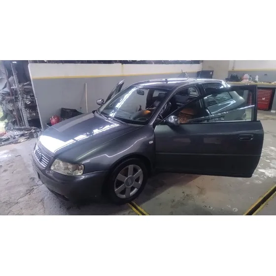 Audi A3 1.8 Turbo 3p 150 Hp