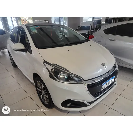 Peugeot 208 1.6 Allure