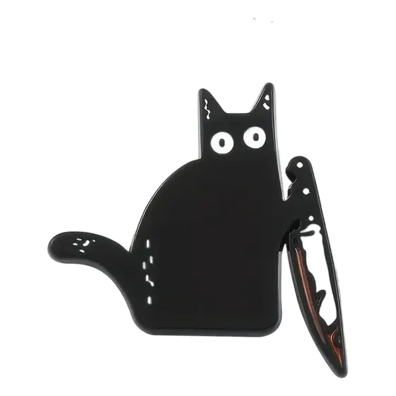 Pin Cat With Knife En Metal; Diseño Divertido