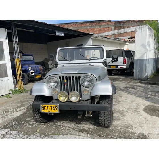 Jeep Willys Cj7. Evolución Del Todoterreno Con Más Tradición