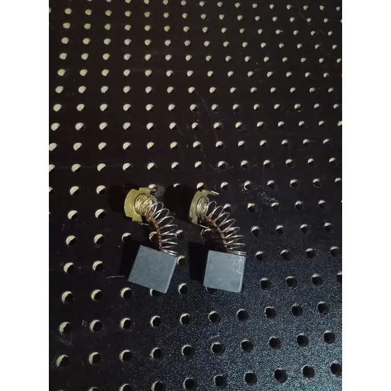Carbon Para Tronzadora Makita