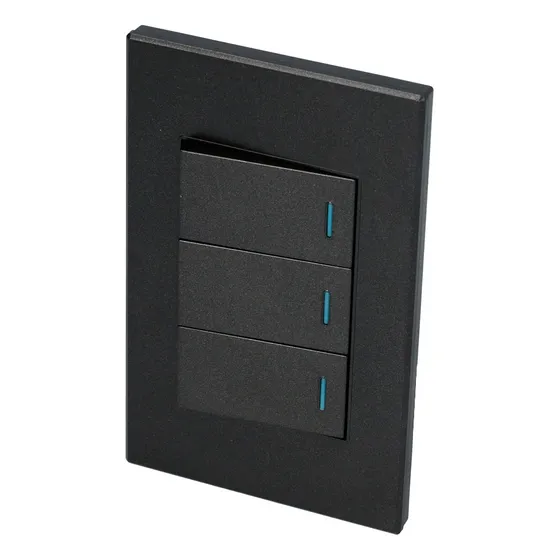 Placa 3 Interruptor 1/3, Línea Premium, Color Negro Surtek Corriente nominal 16 A Voltaje nominal 127V