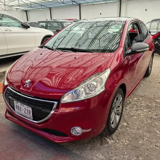 Peugeot 208 2015 1.6 Allure 3p Mt