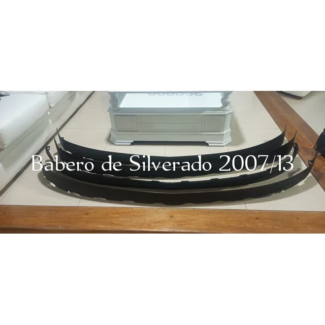 Babero De Chevrolet Silverado 2007/2014