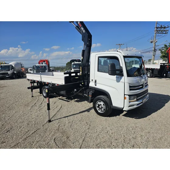 Caminhão Vw 11180 4x2 Munck Argos Agi12 2026