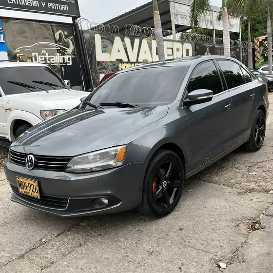 Volkswagen Jetta Vi 2012 2.5 Comfortline