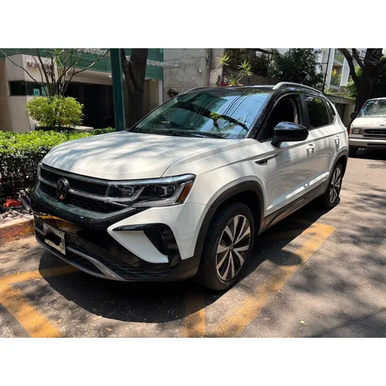 Volkswagen Taos 1.4 Tsi Highline At
