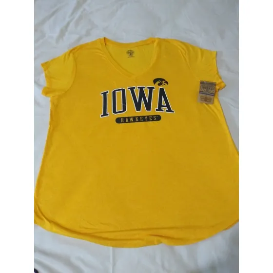 Franela Iowa Rivalry Threads 9i Talla Xl De 65x62cm 