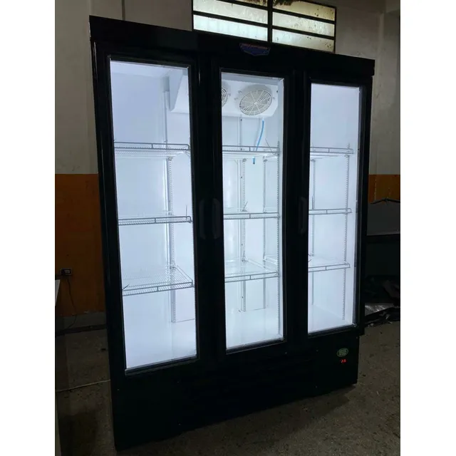Nevera Exhibidora Para Bebidas 3 Puertas Nueva