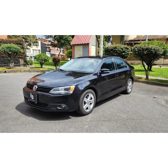 Volkswagen Jetta Vi 2.5 Trendline