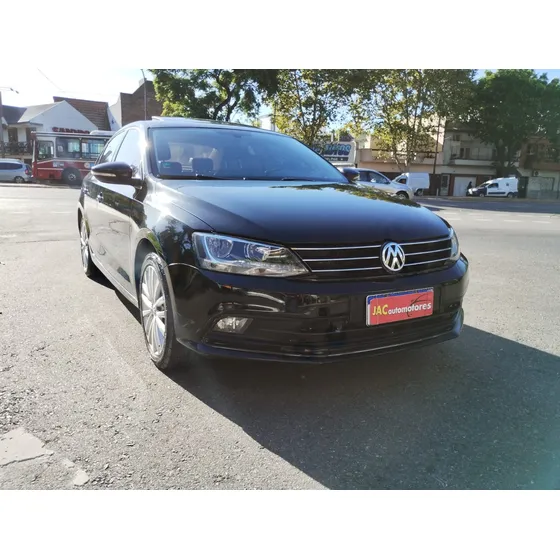 Volkswagen Vento 1.4 Highline 150cv At