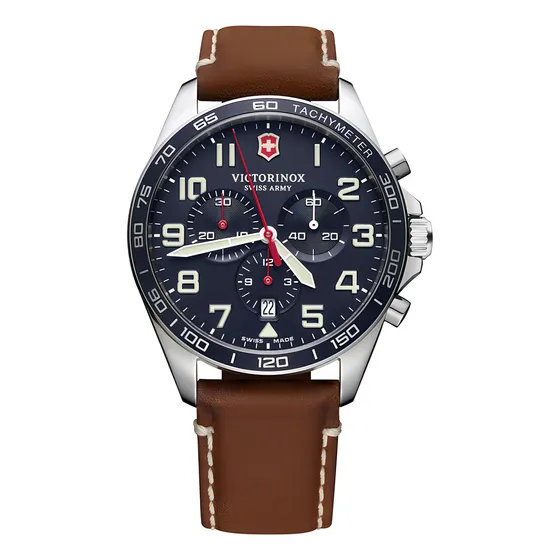 Reloj pulsera Victorinox Fieldforce Chrono con correa de cuero color marrón - fondo azul
