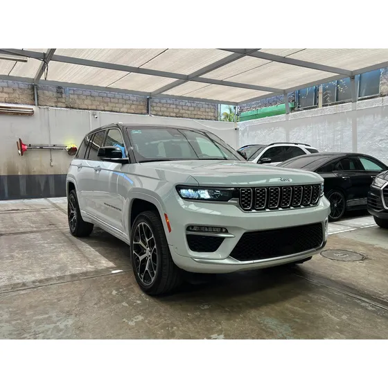 Jeep Grand Cherokee 5.7 V8 L Summit Reserve 4x4 At
