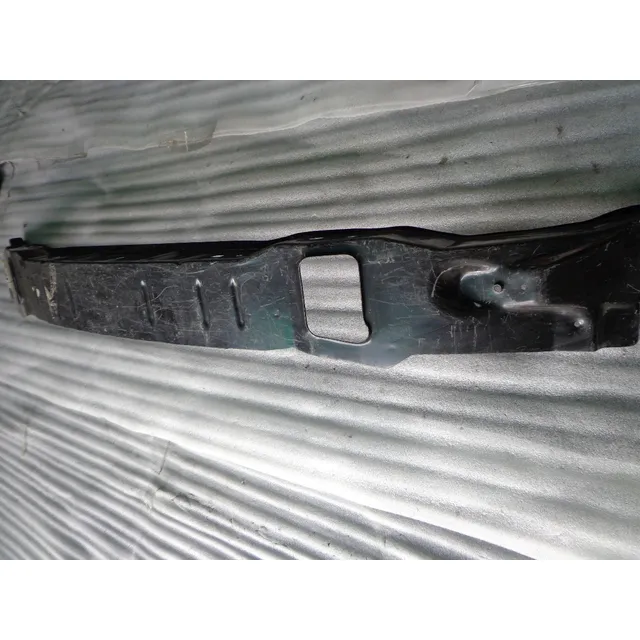Viga Parachque Delantero Jeep Grand Cherokee Año 2000