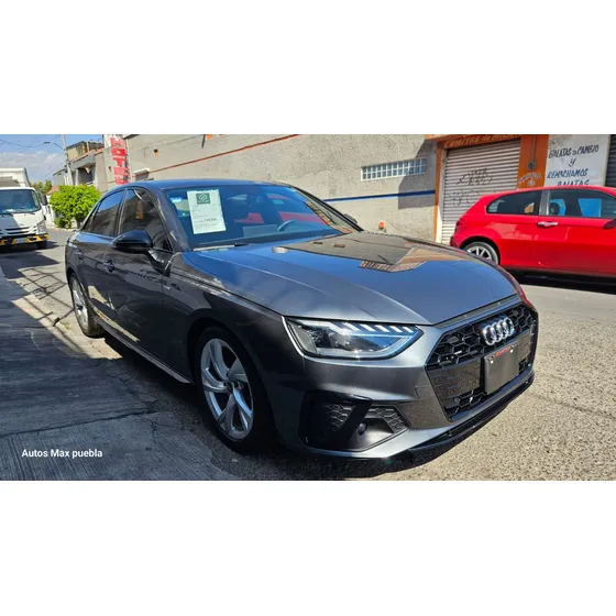Audi A4 2.0 T S Line 190hp Dsg