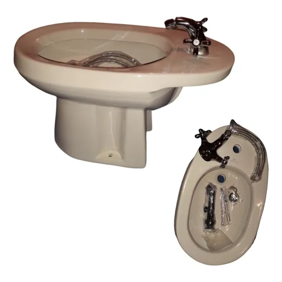 Bidet Color Bone O Beige Claro Marca Venceramica