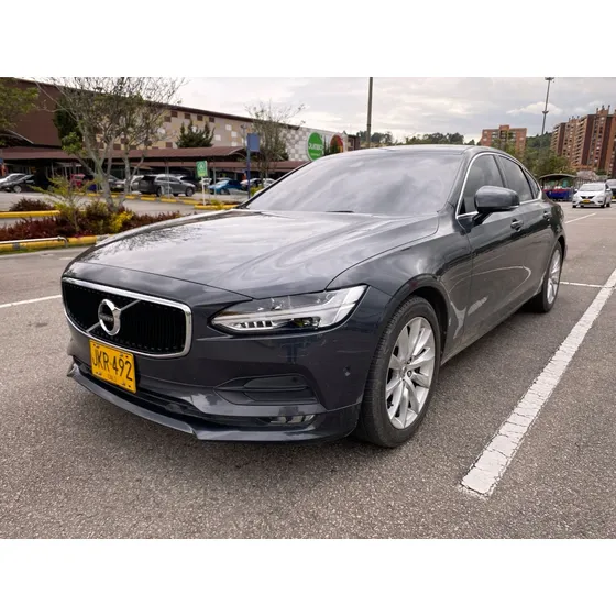 Volvo S90 2.0 T5 Drive-e Momentum