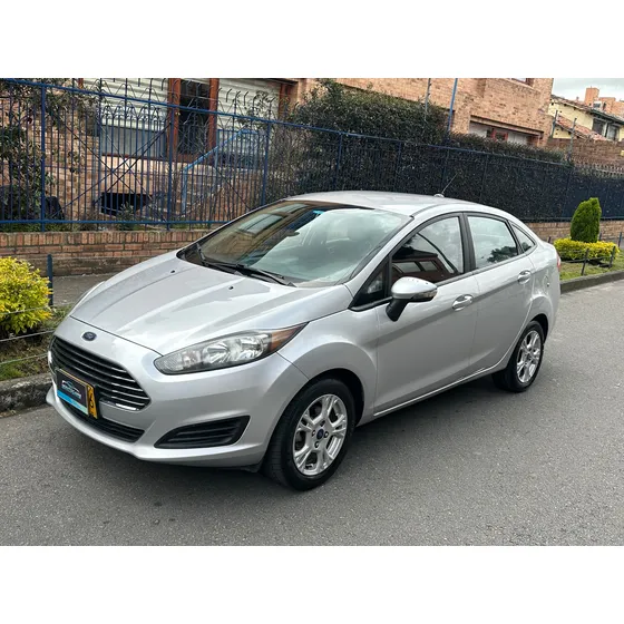 Ford Fiesta 1.6 Sportback Se Mecánica