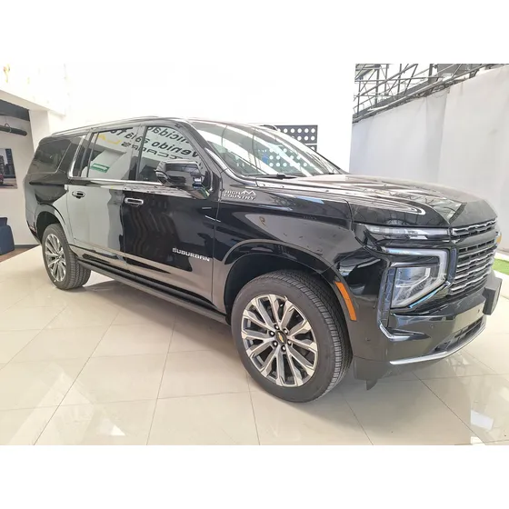 Chevrolet Suburban 6.2 V8 High Country At
