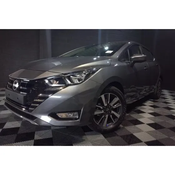 Nissan Versa 1.6 Advance