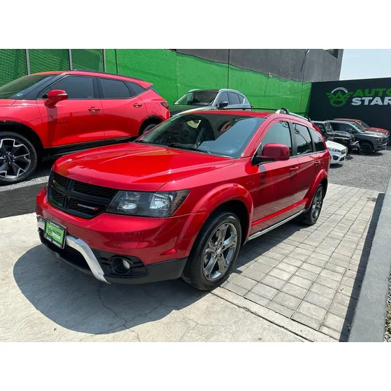 Dodge Journey 2.4 Sxt 7 Pasajeros At