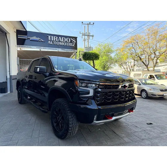 Chevrolet Cheyenne 6.2 Doble Cab Zr2 4x4 At