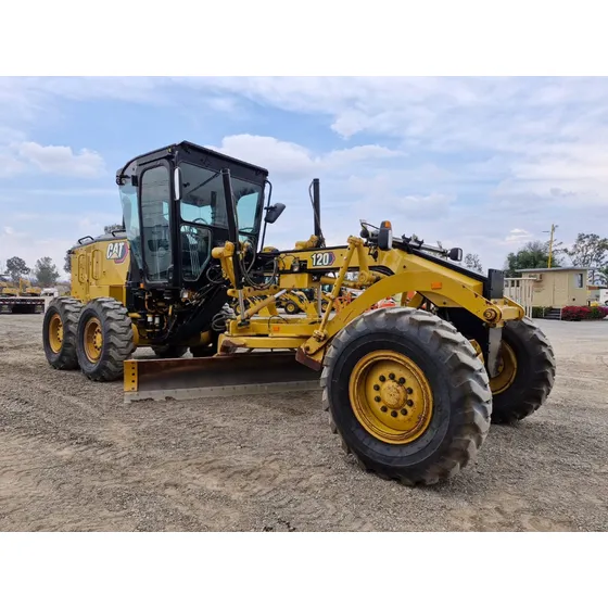 2021 Motoconformadora Caterpillar 120