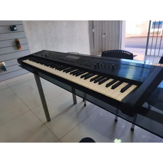 Vendo Teclado Juno Stage Holand Funcionando Perfeitamente