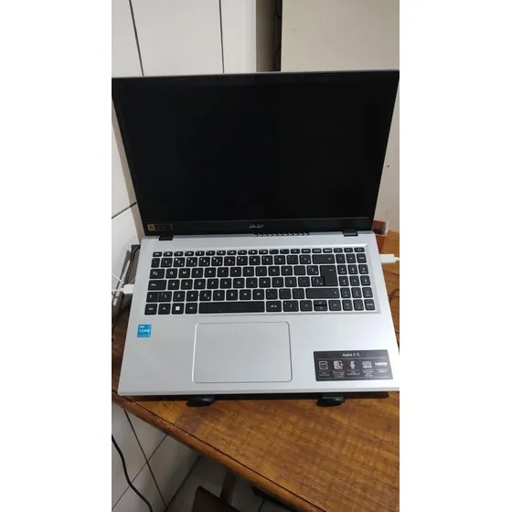 Vendo Notebook 2 Meses Acer Aspire 3 Intel Core I3 - N305, 8